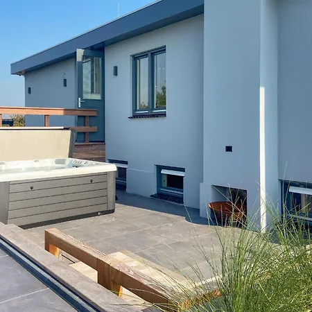 Stunning In Holiday home Bergen aan Zee